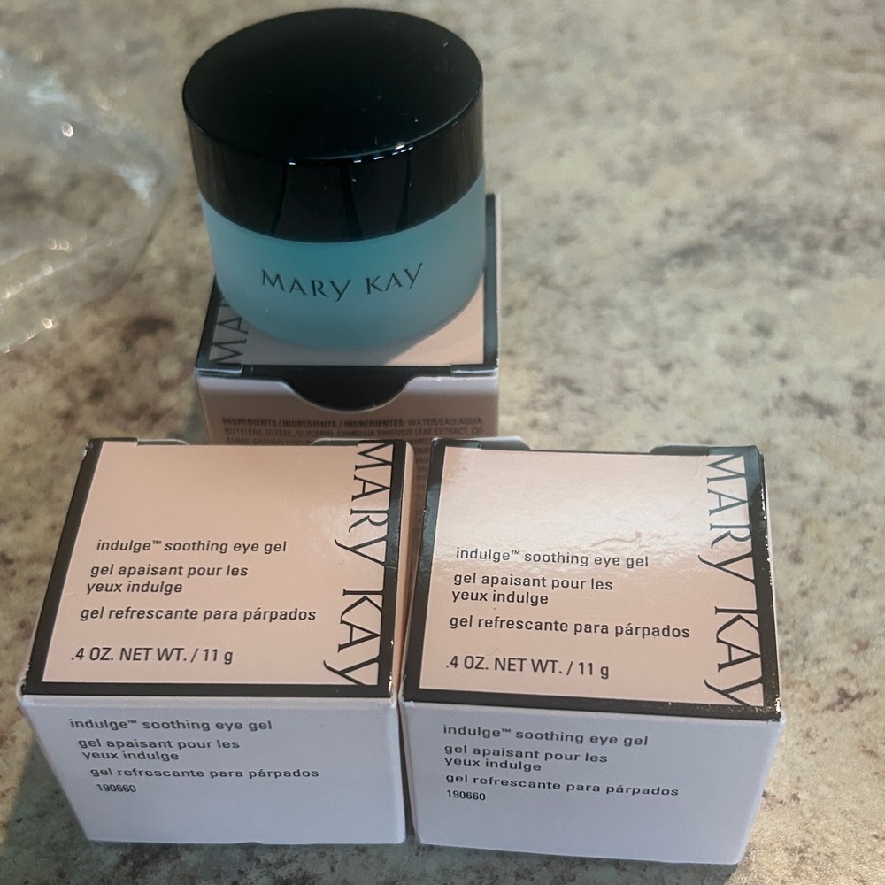 Mary Kay Indulge Soothing Eye Gel - Aqua